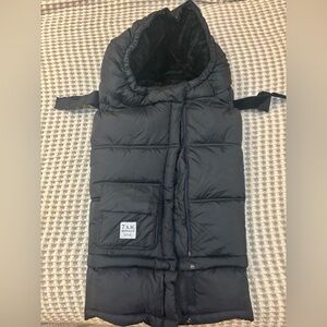 7am Enfant black stroller muff